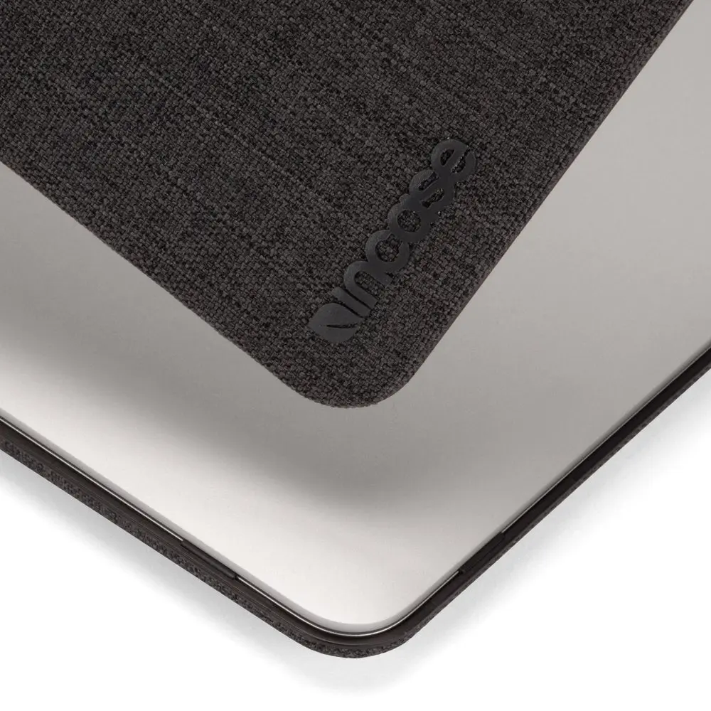 Incase Textured Hardshell with Woolenex for MacBook Pro 13"