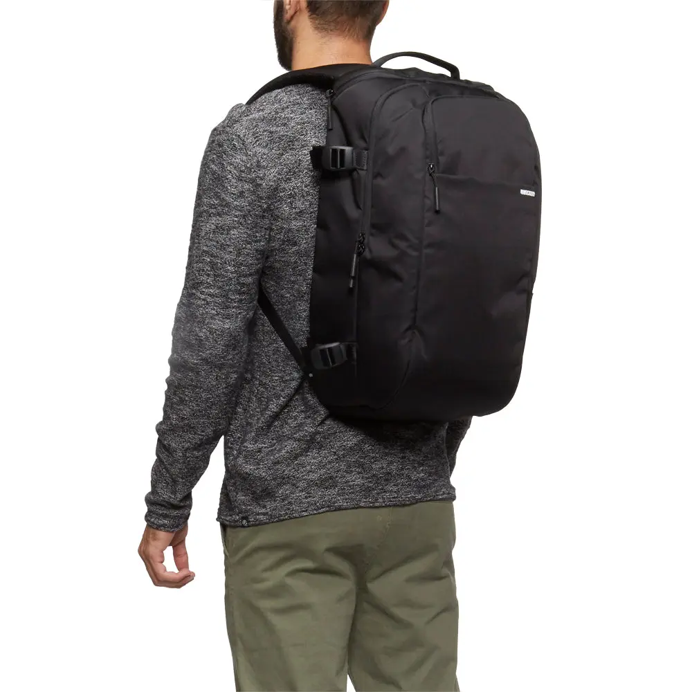 Incase DSLR Pro Pack - 26L