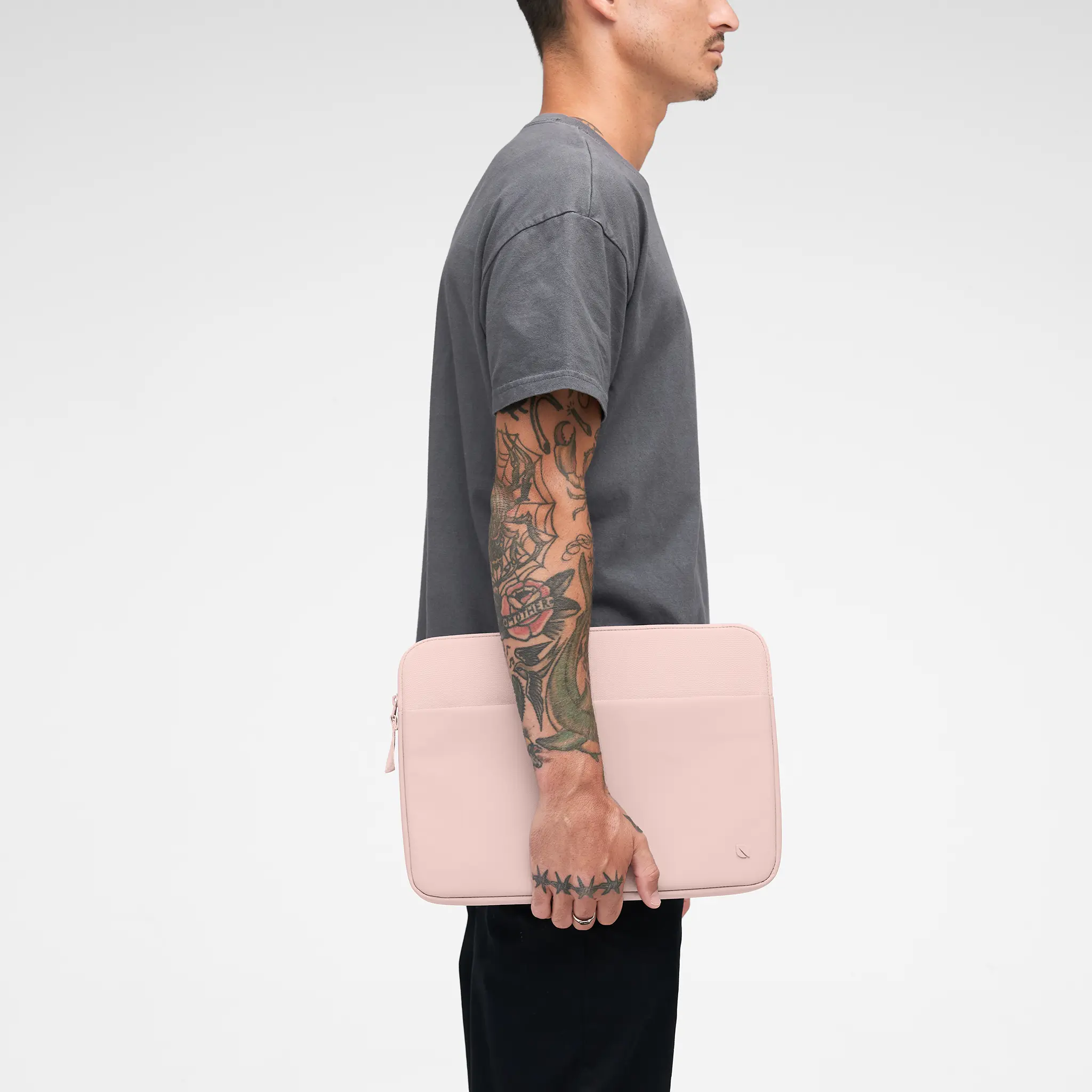 Incase A.R.C. Sleeve for 14-inch Laptop