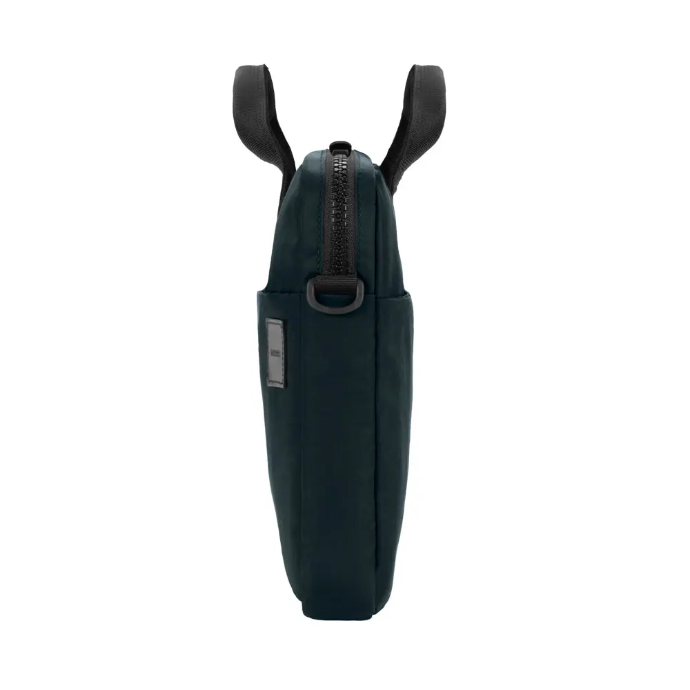 Compass Brief 13-inch with Flight Nylon 3L 7 Compass Brief 13-inch with Flight Nylon 3L