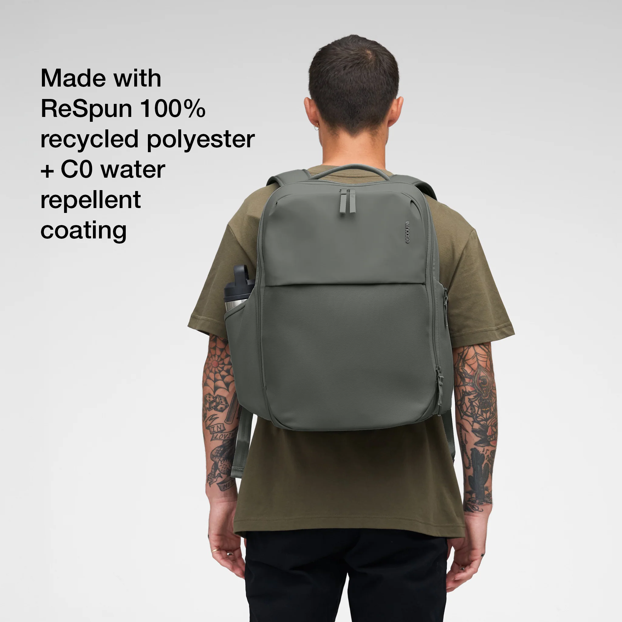 Incase A.R.C. Daypack - 24L