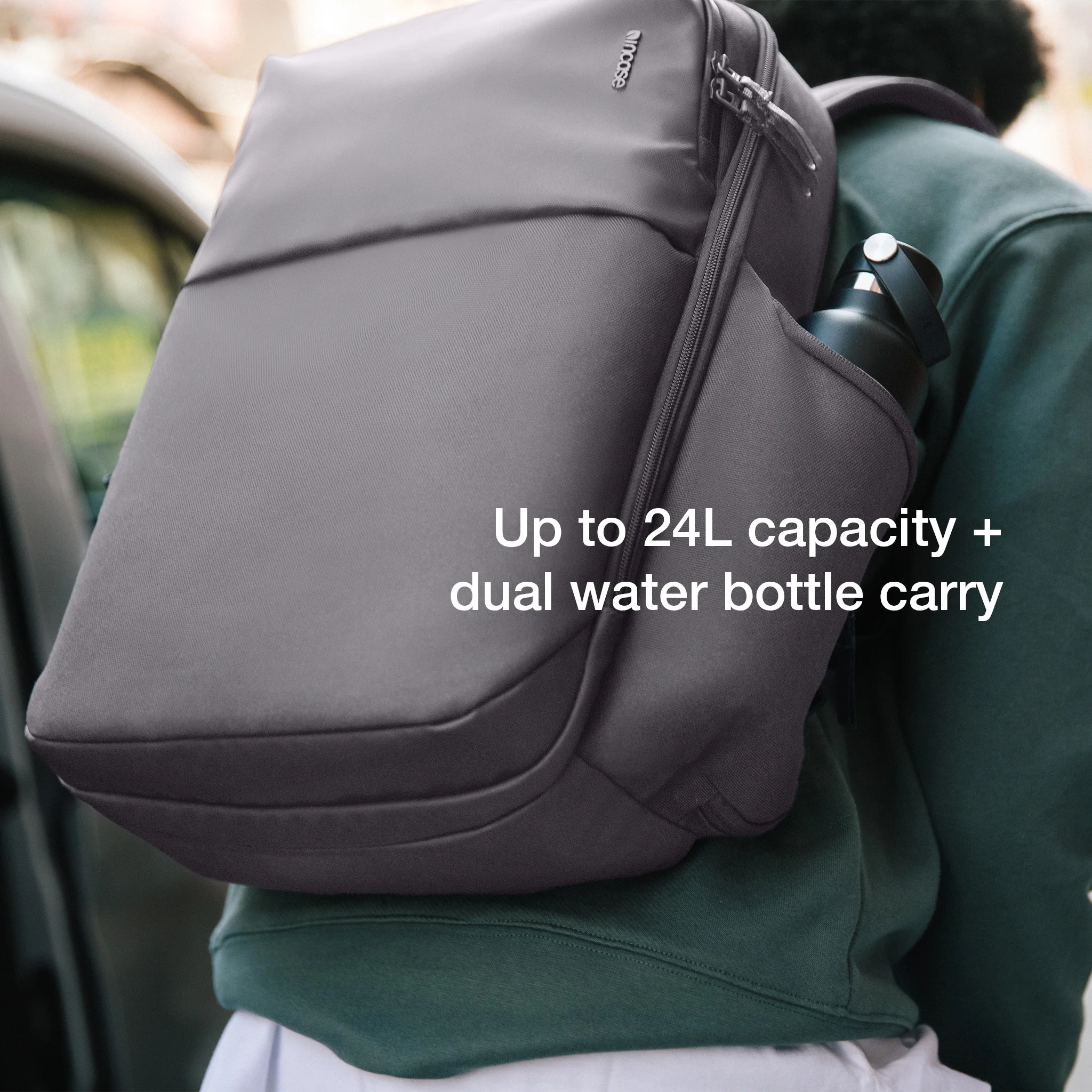 Incase A.R.C. Daypack - 24L