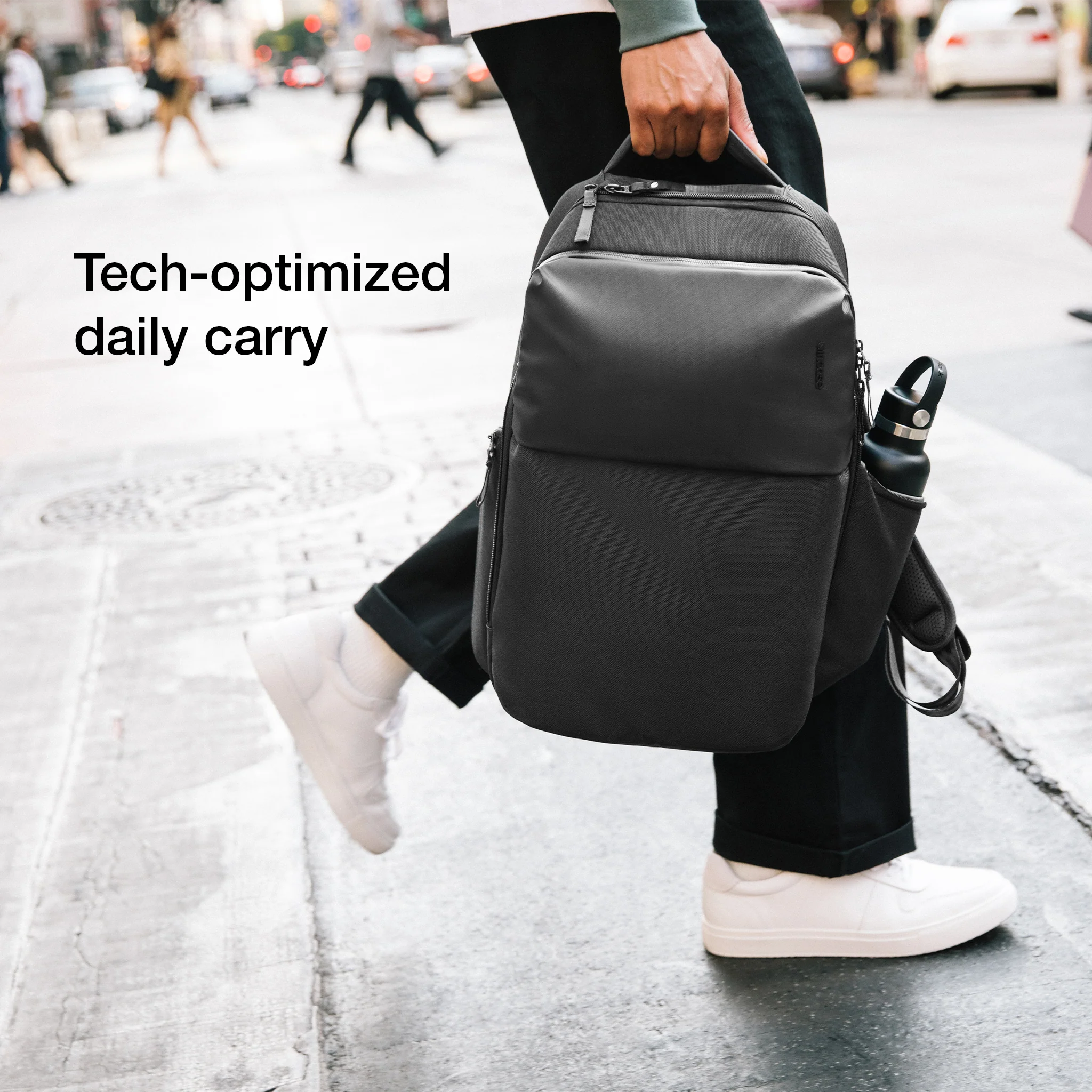 Incase A.R.C. Daypack - 24L
