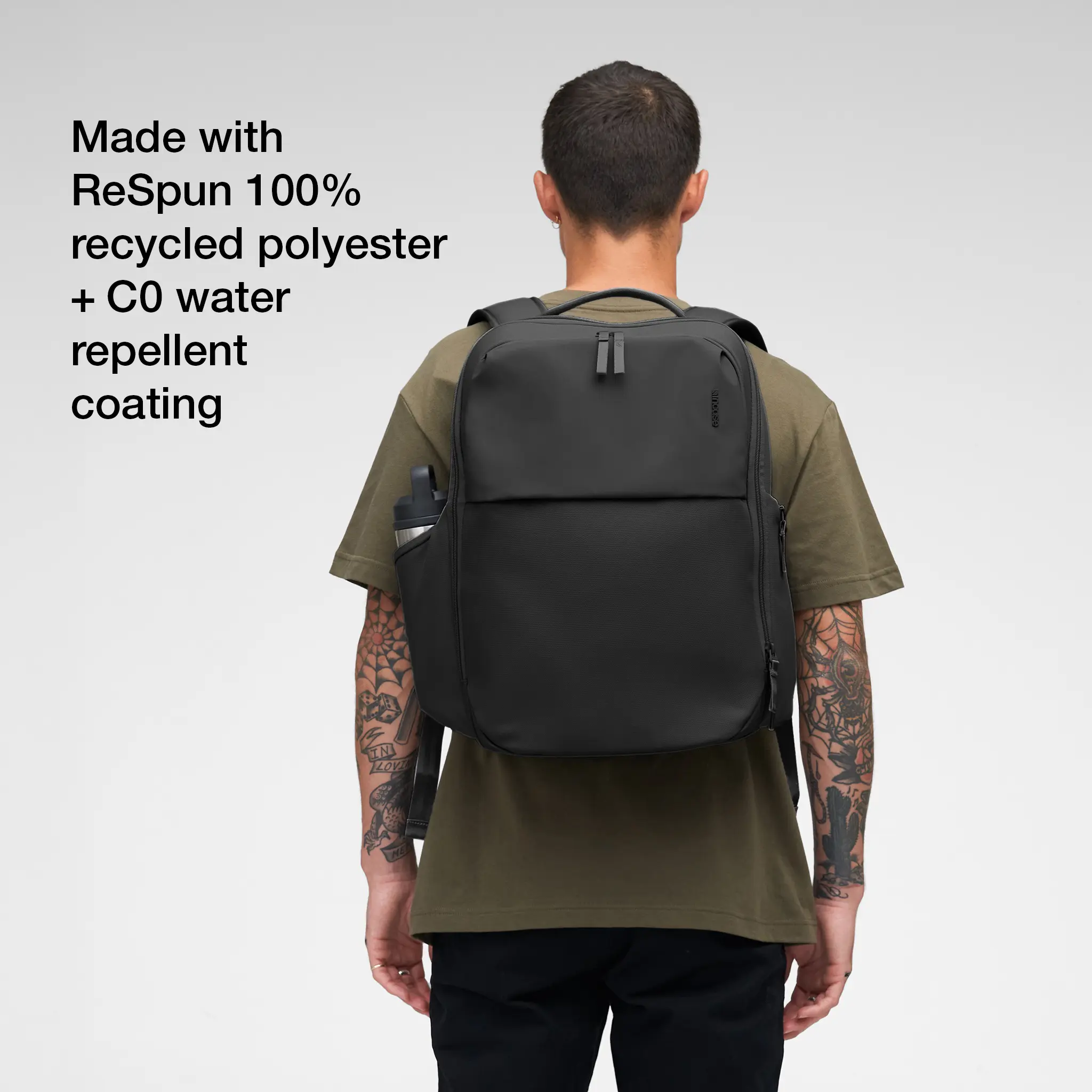 Incase A.R.C. Daypack - 24L