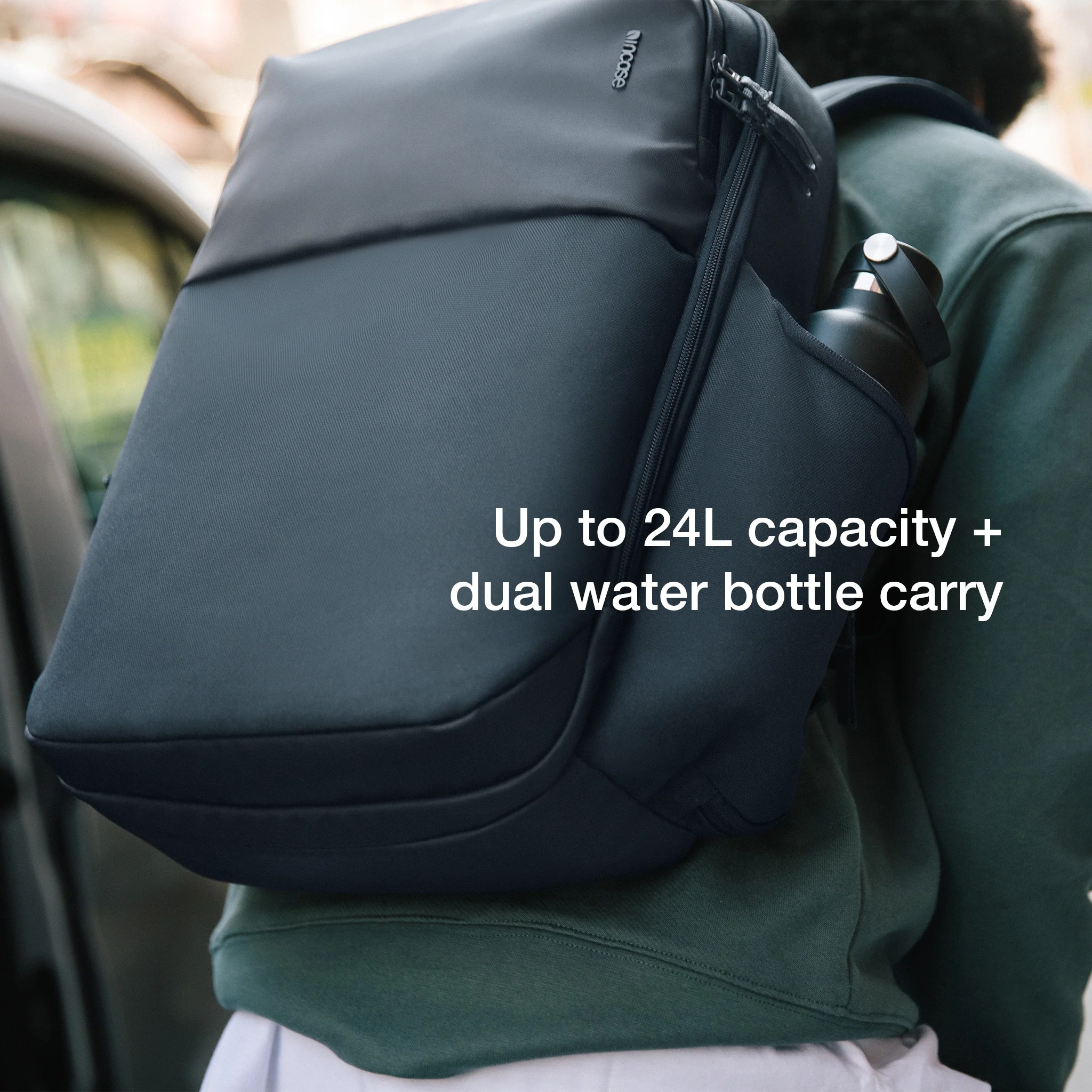 Incase A.R.C. Daypack - 24L