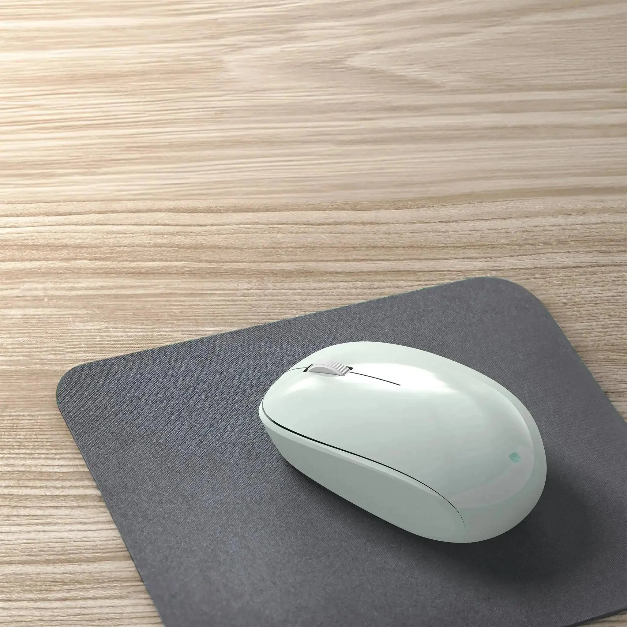 Incase Designed by Microsoft™ Bluetooth Mouse
