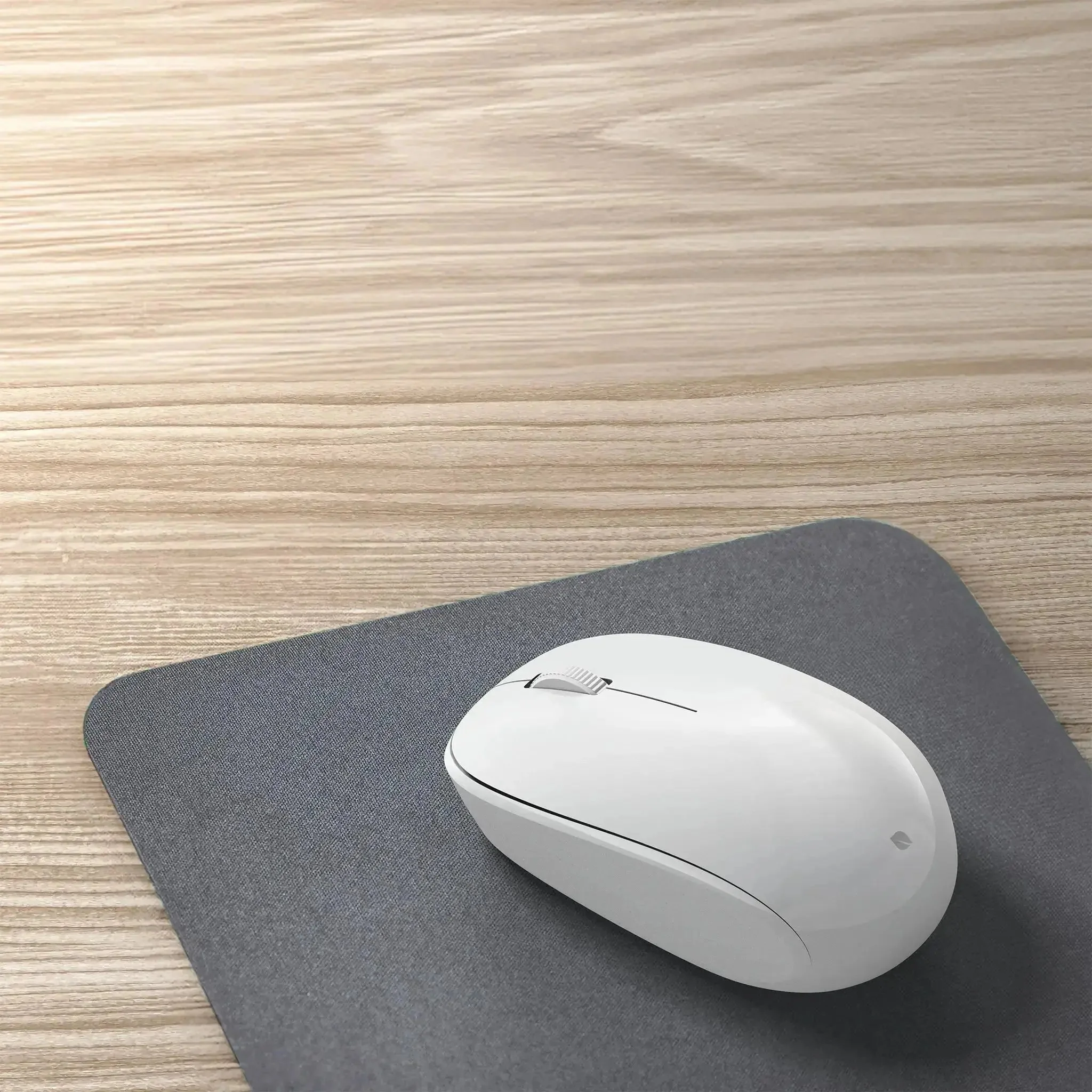Incase Designed by Microsoft™ Bluetooth Mouse