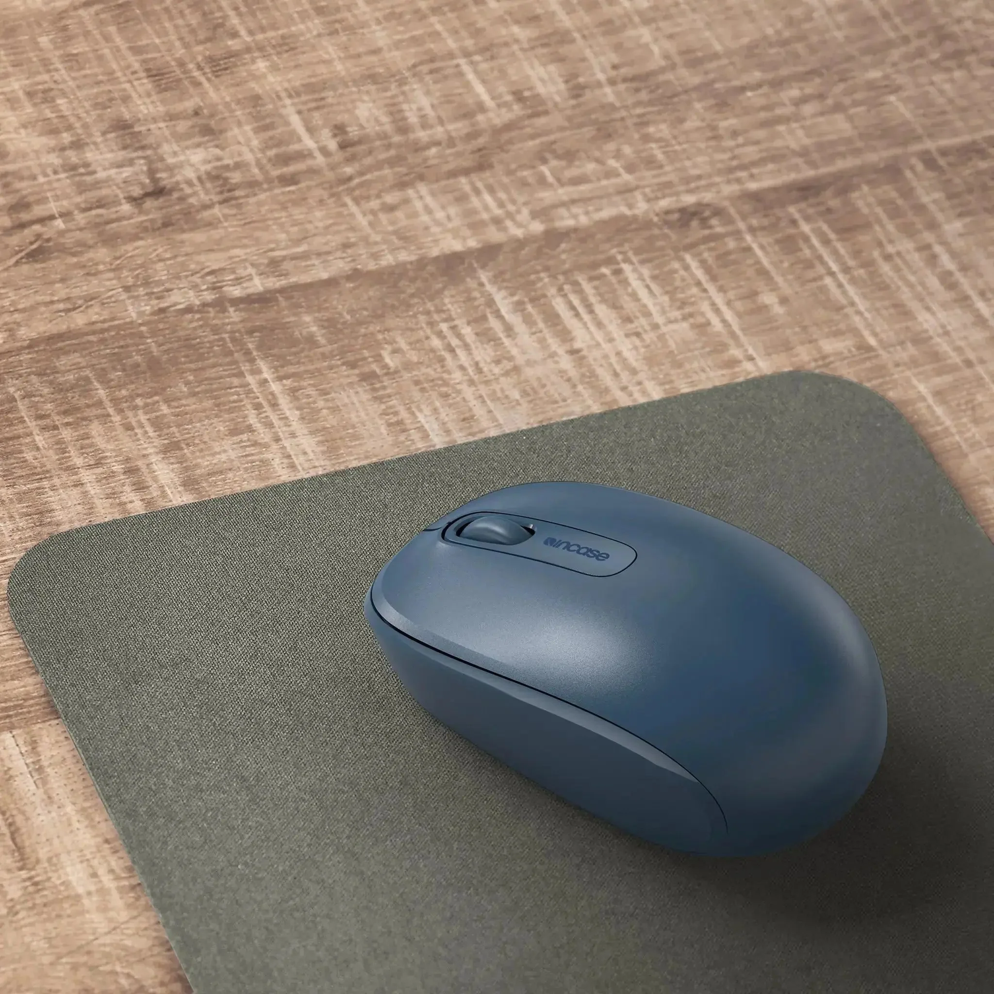 Incase Designed by Microsoft™ Wireless Mobile Mouse 1850