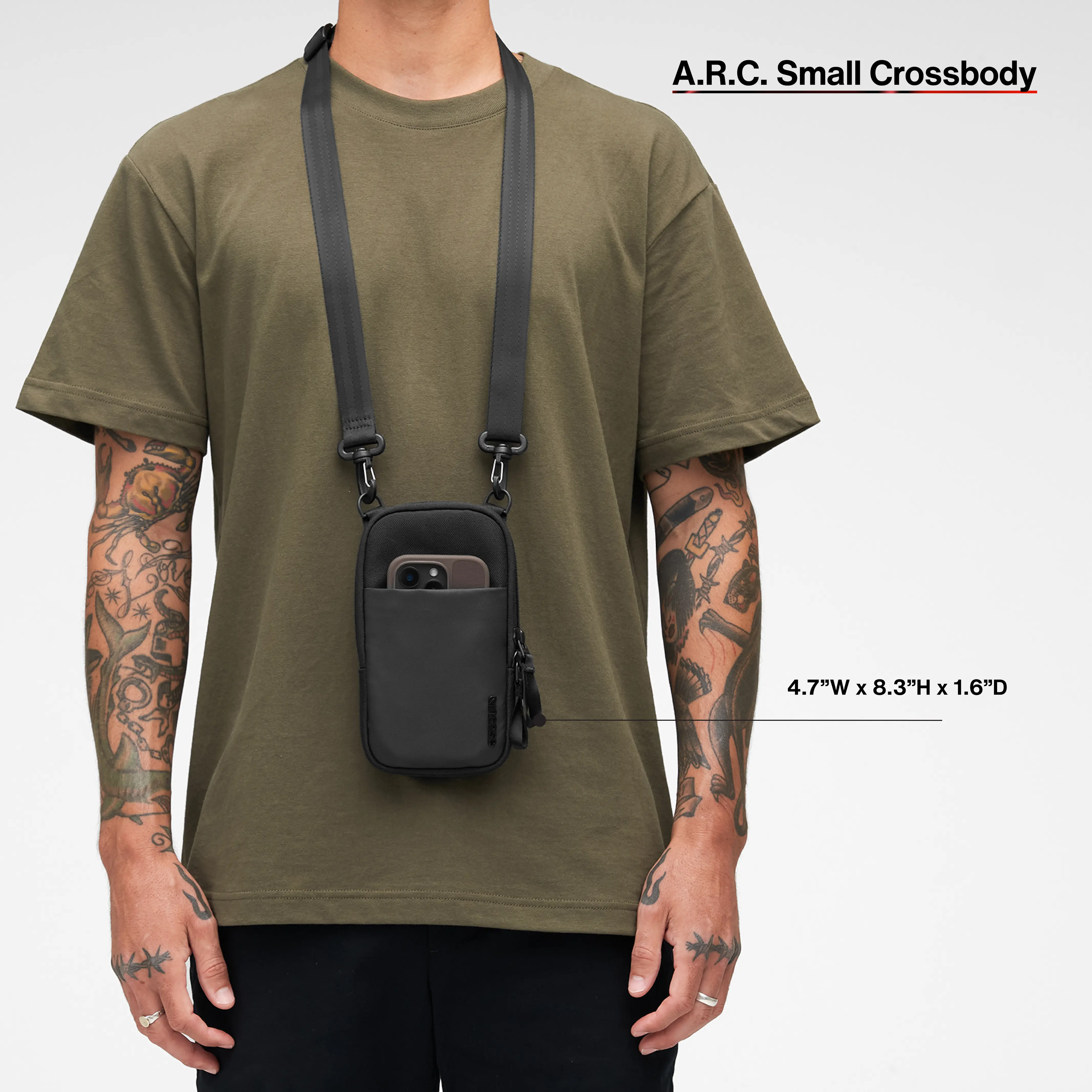 Incase A.R.C. Small Crossbody Bag 15 Incase A.R.C. Small Crossbody Bag