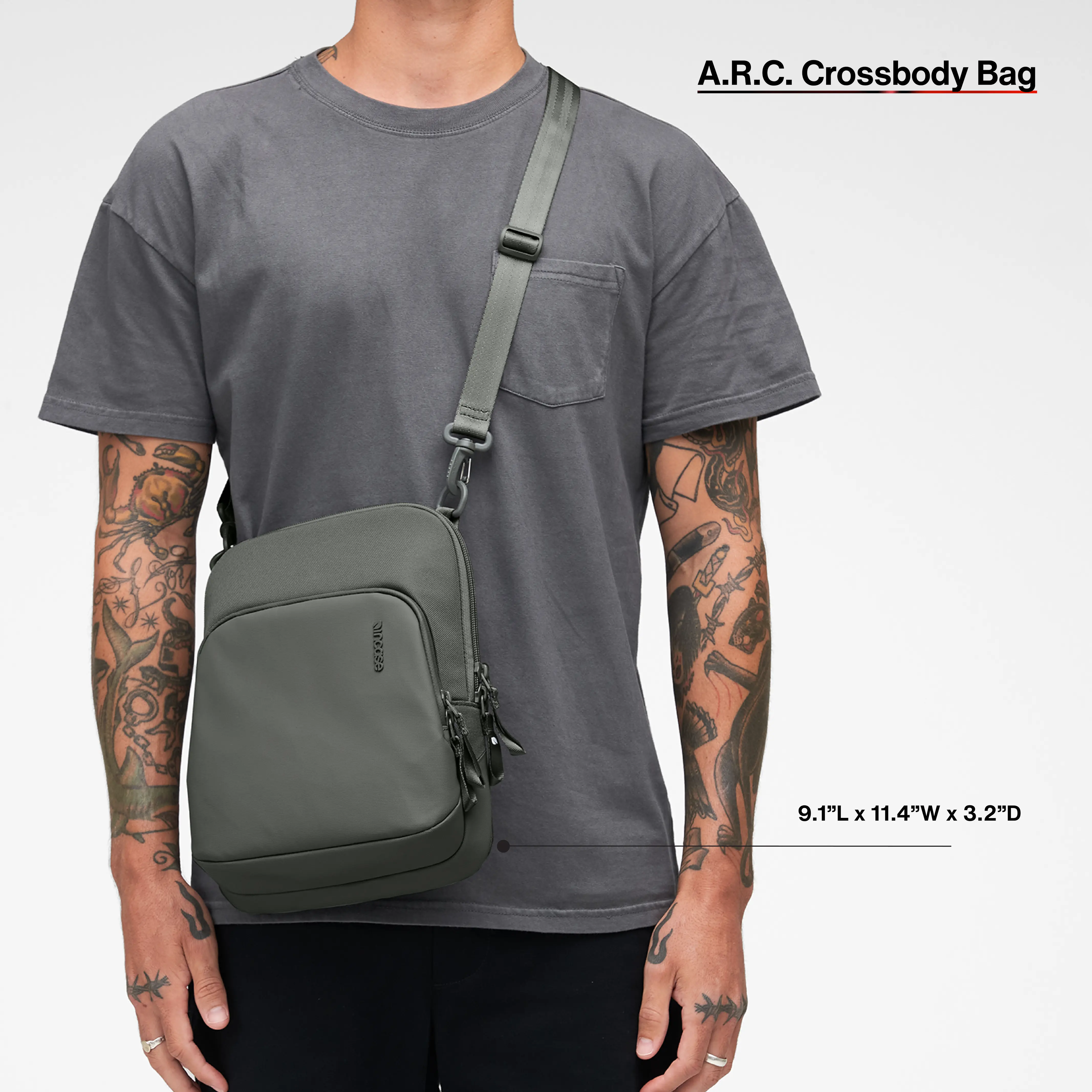Incase A.R.C. Crossbody Bag 4 Incase A.R.C. Crossbody Bag